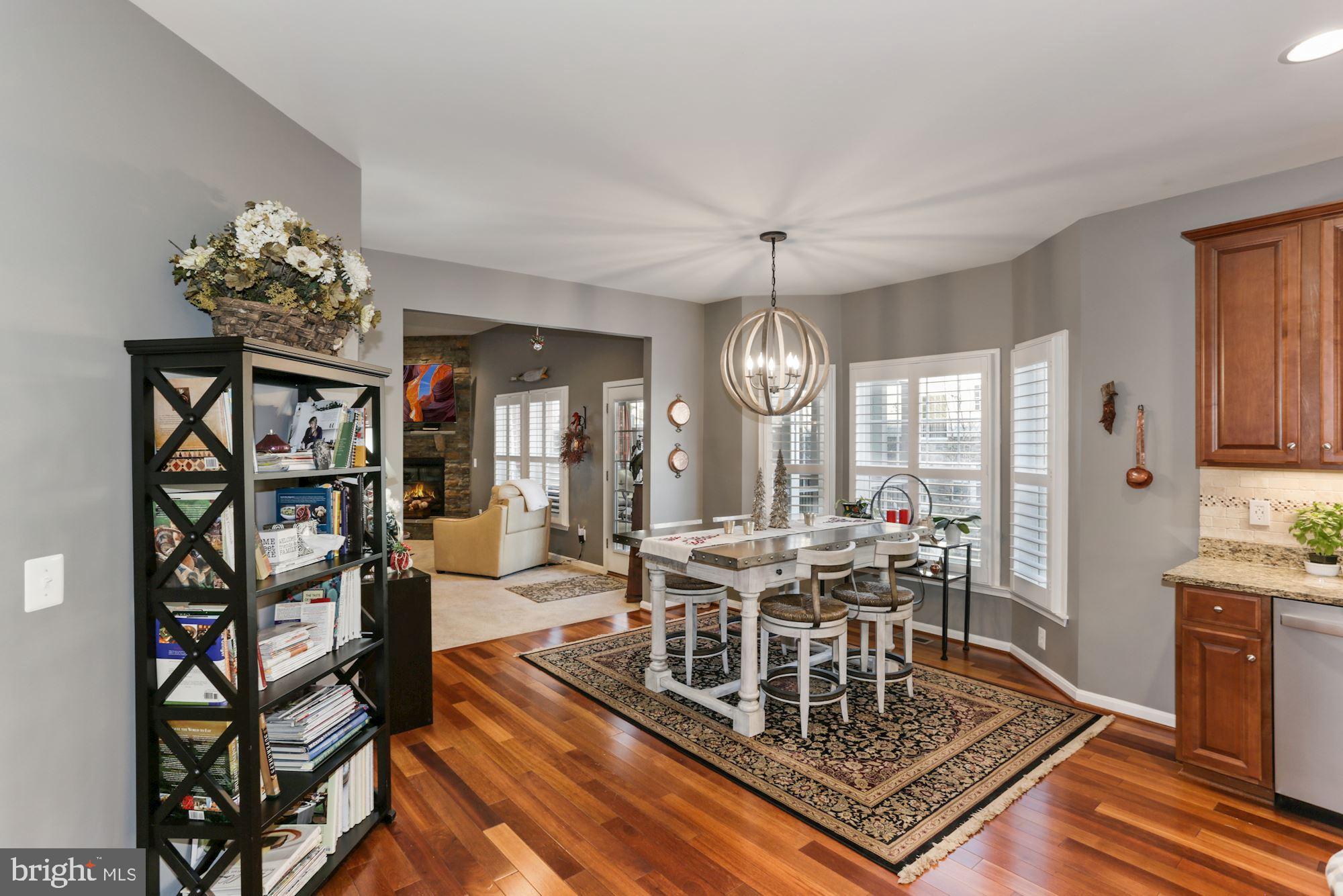 23372 Minerva Drive Brambleton, VA 20148 - Photo 18 of 52 Kitchen Dinning Area