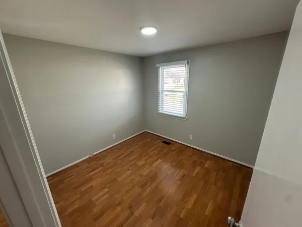 a view of empty room with window