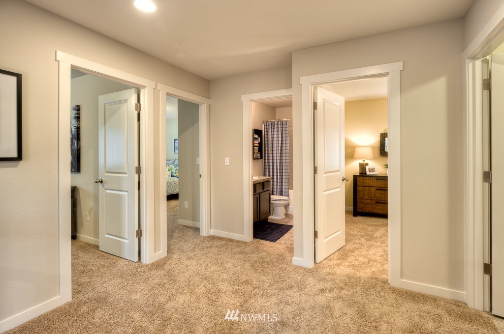 16907 1st Avenue West, Unit 17 Bothell, WA 98012 - Photo 13 of 17 Gallery Image 13