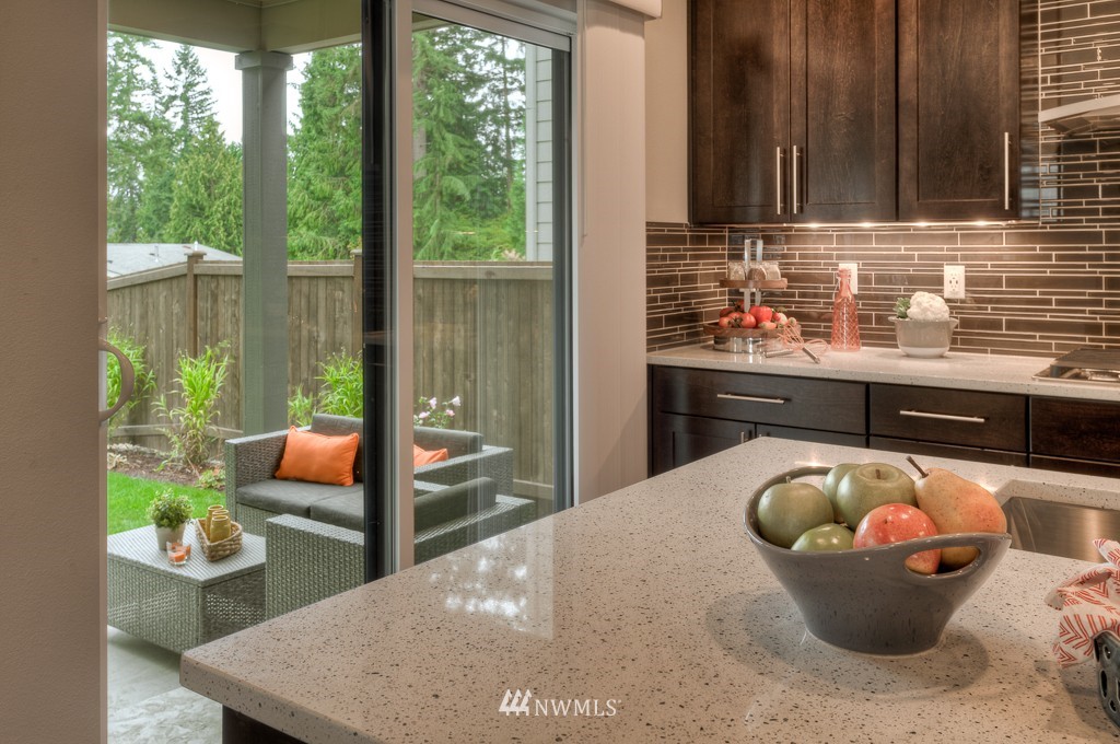 16907 1st Avenue West, Unit 17 Bothell, WA 98012 - Photo 4 of 17 Gallery Image 4