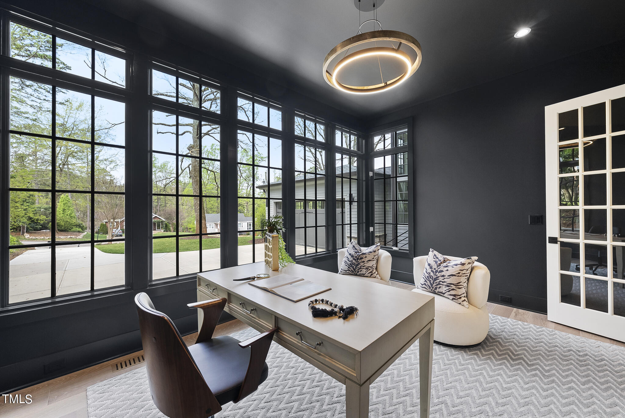 1406 Duplin Road Raleigh, NC 27607 - Photo 3 of 44 DSC07356