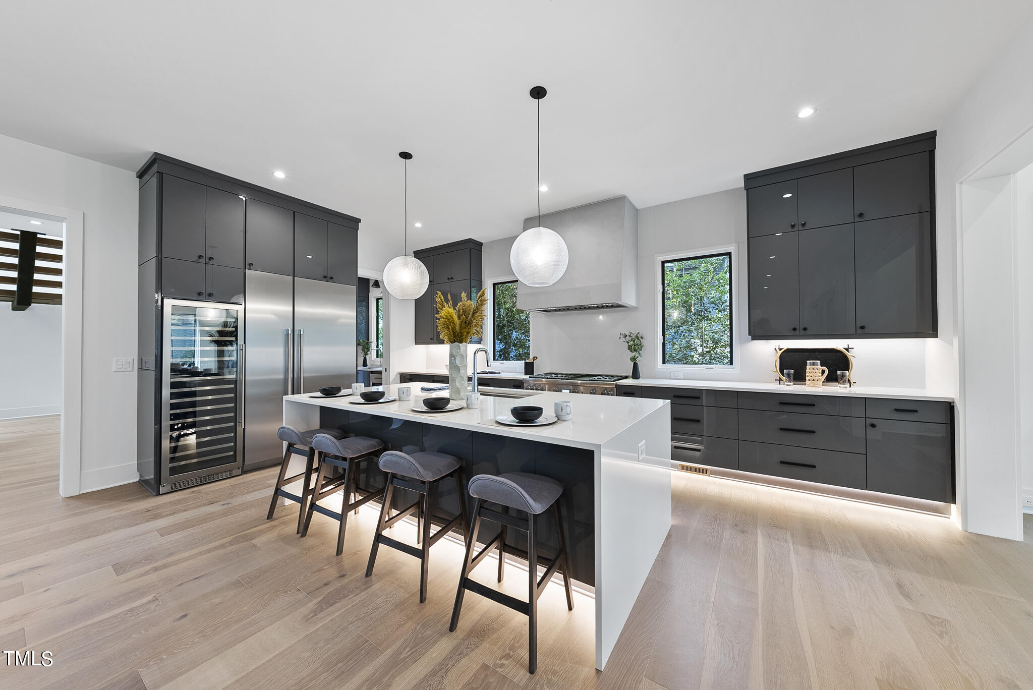 1406 Duplin Road Raleigh, NC 27607 - Photo 6 of 44 DSC07311