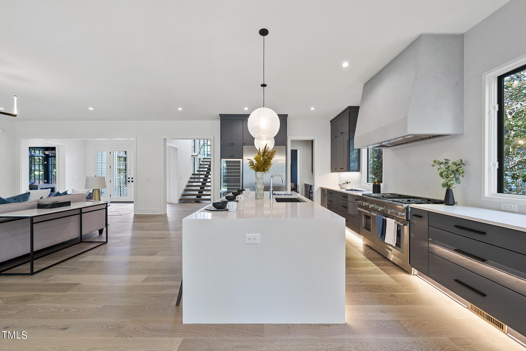 1406 Duplin Road Raleigh, NC 27607 - Photo 7 of 44 DSC07392