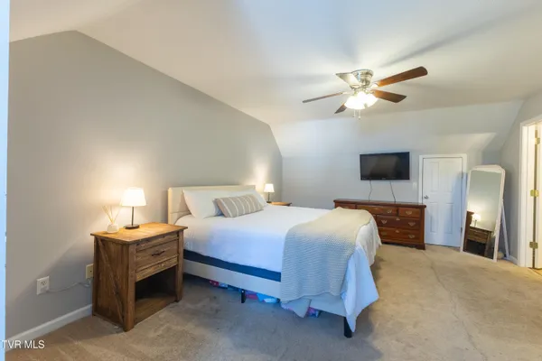 $215,000 | 400 Hallbrook Drive, Unit 17, Gray, TN 37615