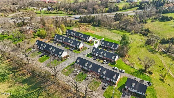 $215,000 | 400 Hallbrook Drive, Unit 17, Gray, TN 37615