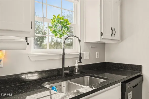 $215,000 | 400 Hallbrook Drive, Unit 17, Gray, TN 37615