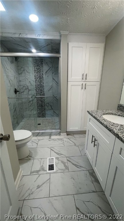 7050 Faircloth Bridge Road Stedman, NC 28391 - Photo 9 of 21 a bathroom with a bathtub and toilet
