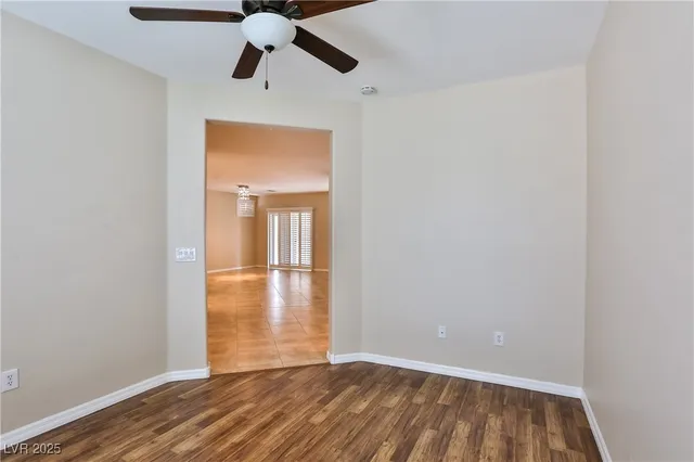 $2,400 | 2264 Laurel Heights Lane, Henderson, NV 89052