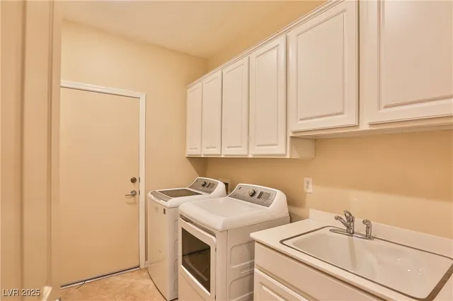 $2,400 | 2264 Laurel Heights Lane, Henderson, NV 89052