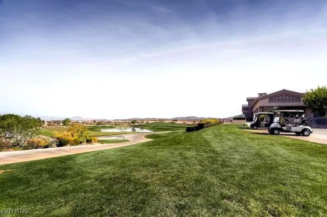 $2,400 | 2264 Laurel Heights Lane, Henderson, NV 89052