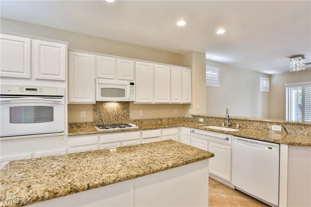 $2,400 | 2264 Laurel Heights Lane, Henderson, NV 89052