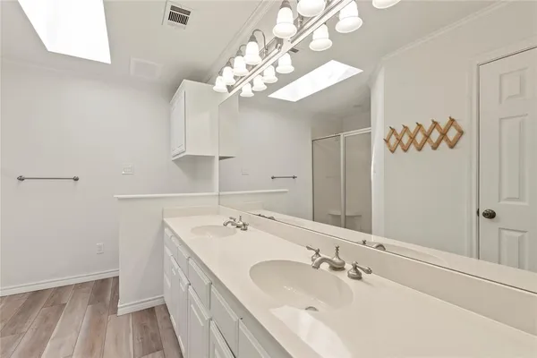 $1,050,000 | 1611 Emma Drive, Tool, TX 75143