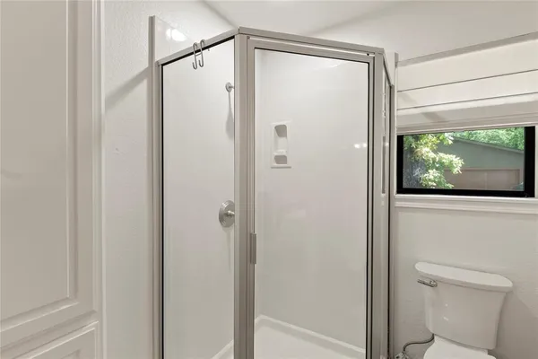 $1,050,000 | 1611 Emma Drive, Tool, TX 75143