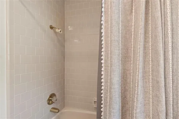 $1,050,000 | 1611 Emma Drive, Tool, TX 75143