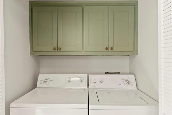 $1,050,000 | 1611 Emma Drive, Tool, TX 75143