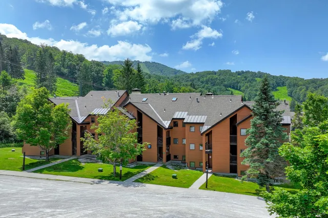 $550,000 | 59 Alpine Drive, Unit F101, Killington, VT 05751