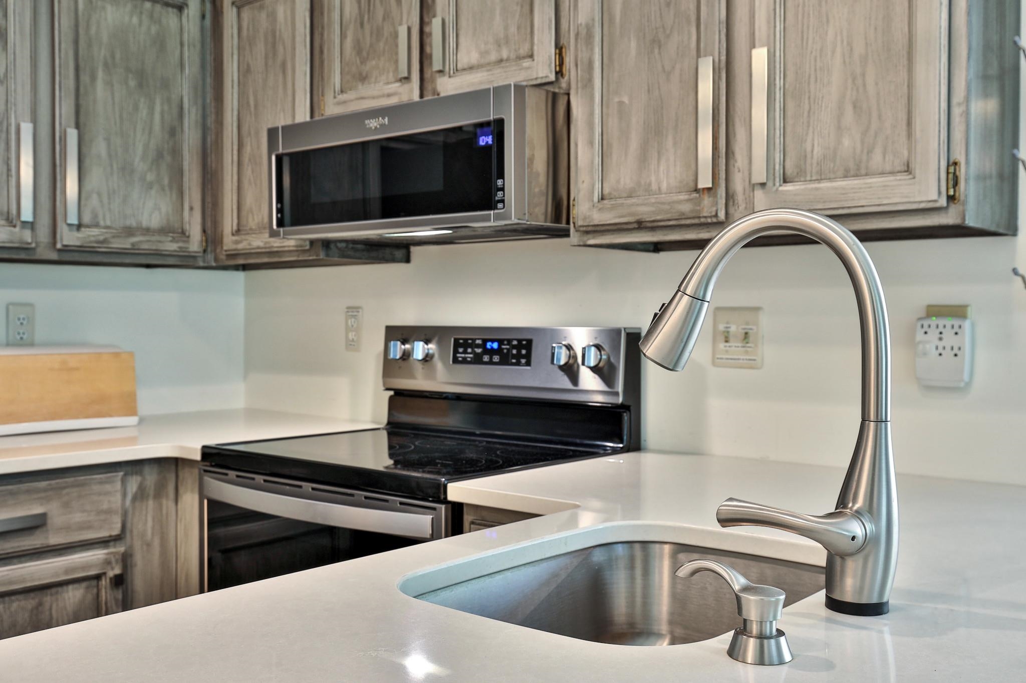 59 Alpine Drive, Unit F101 Killington, VT 05751 - Photo 6 of 33