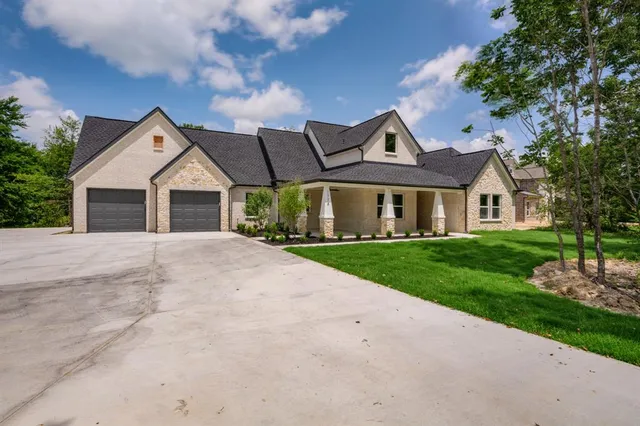 $560,000 | 1790 (hemlock) Cr-2320, Terrell, TX 75160