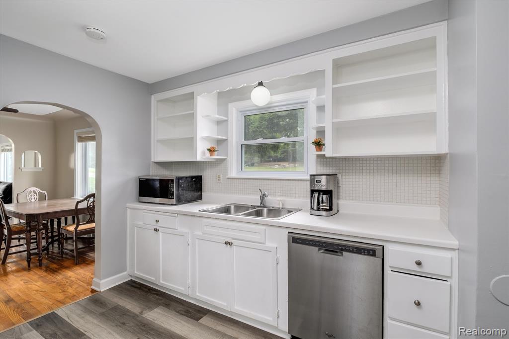 3395 West Auburn Road Rochester Hills, MI 48309 - Photo 17 of 46