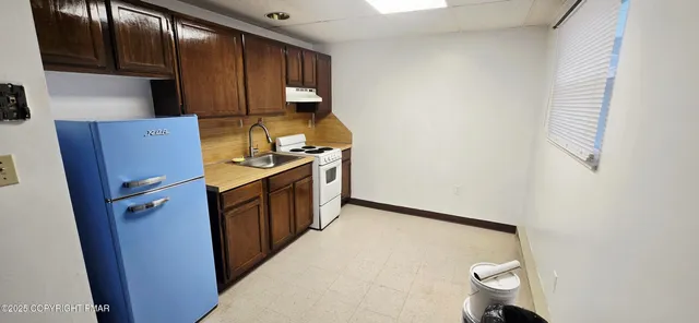 $1,250 | 105 North Broadway, Wind Gap, PA 18091