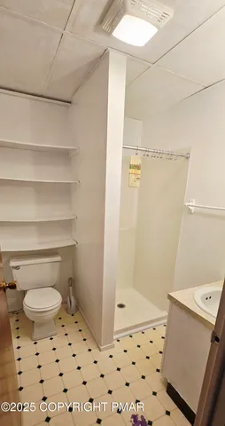 $1,250 | 105 North Broadway, Wind Gap, PA 18091