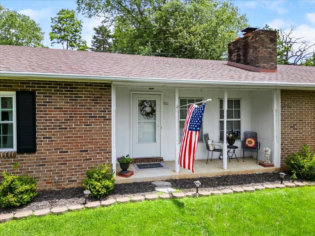 1501 English Forest Road Pulaski, VA 24301 - Photo 3 of 48 07-7
