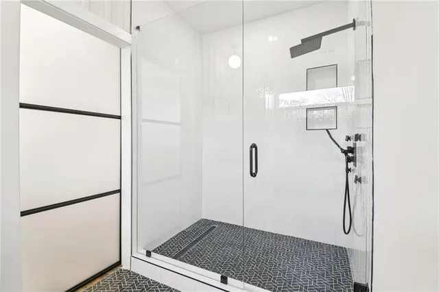 $795,000 | 2014 Cambridge Avenue, Atlanta, GA 30337