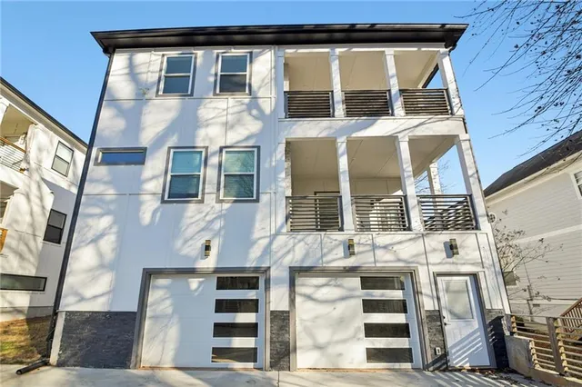 $795,000 | 2014 Cambridge Avenue, Atlanta, GA 30337