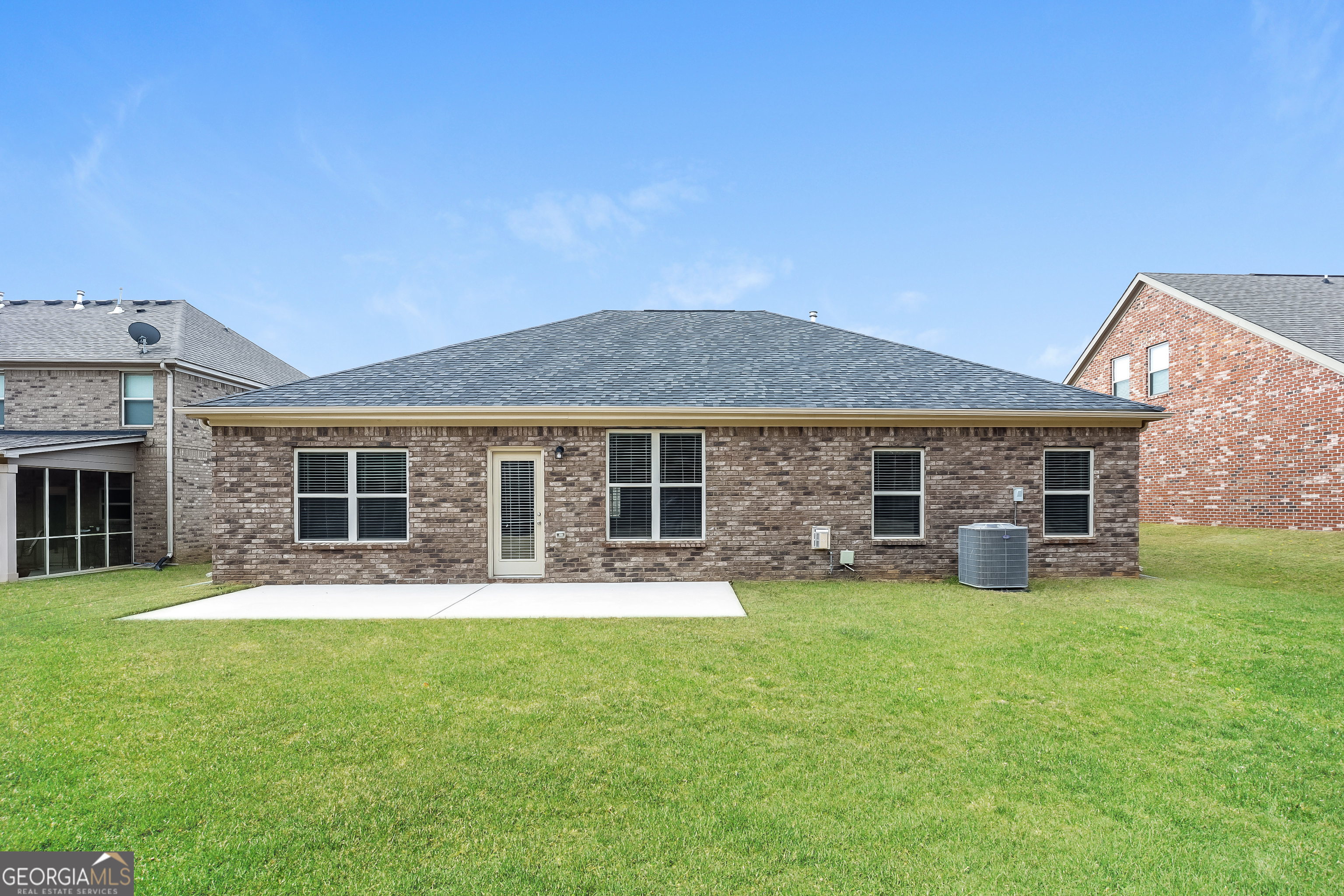 3217 Alhambra Circle, Unit 62 Hampton, GA 30228 - Photo 3 of 15
