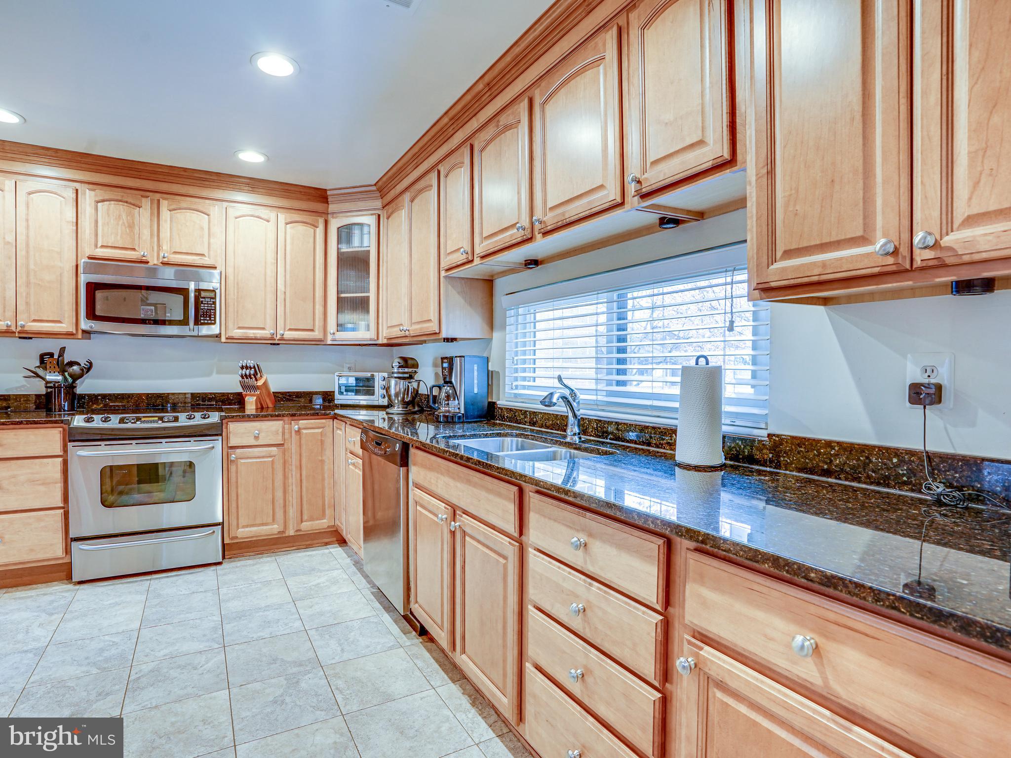 11752 Indian Ridge Road Reston, VA 20191 - Photo 11 of 47