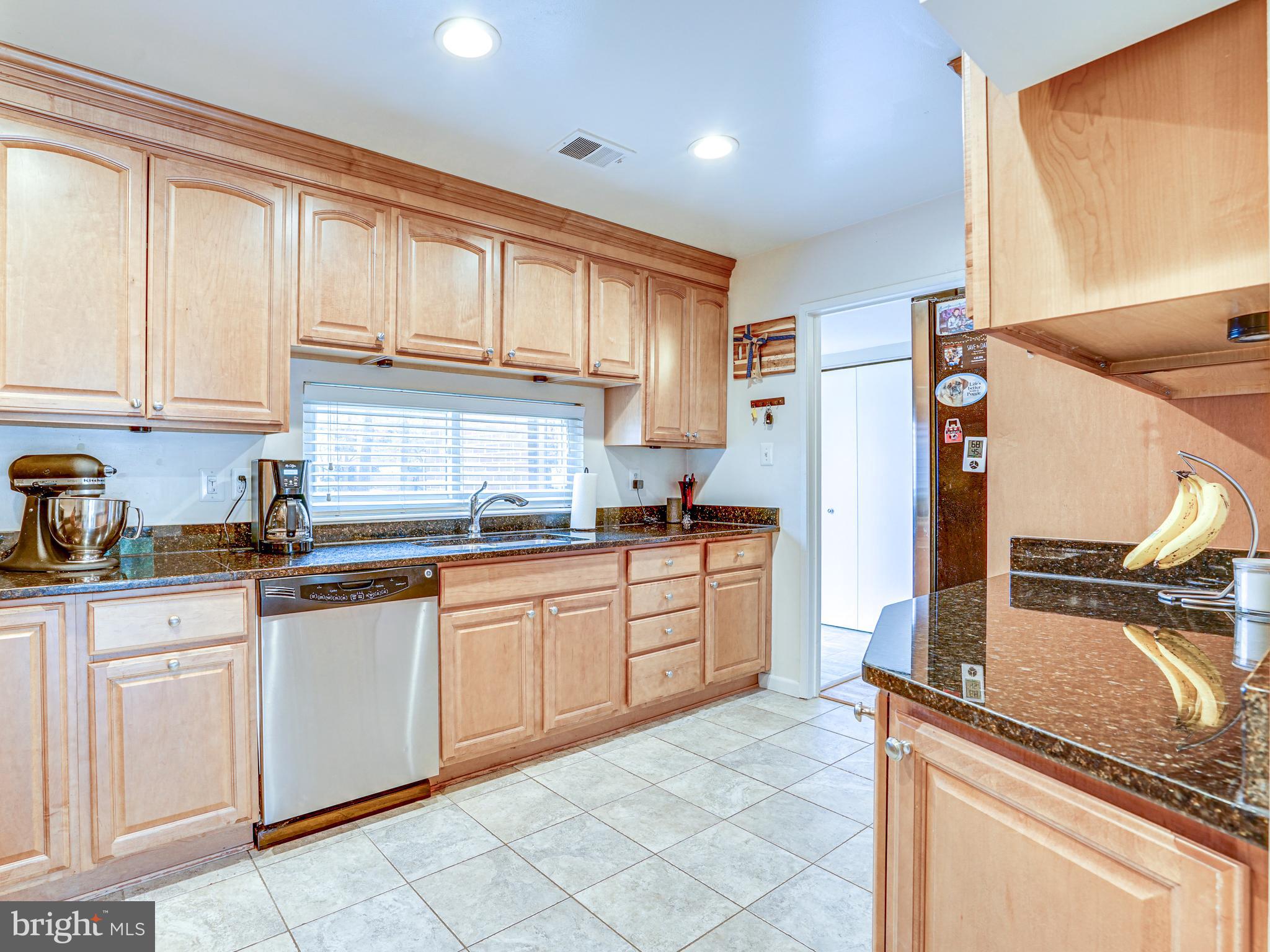 11752 Indian Ridge Road Reston, VA 20191 - Photo 12 of 47