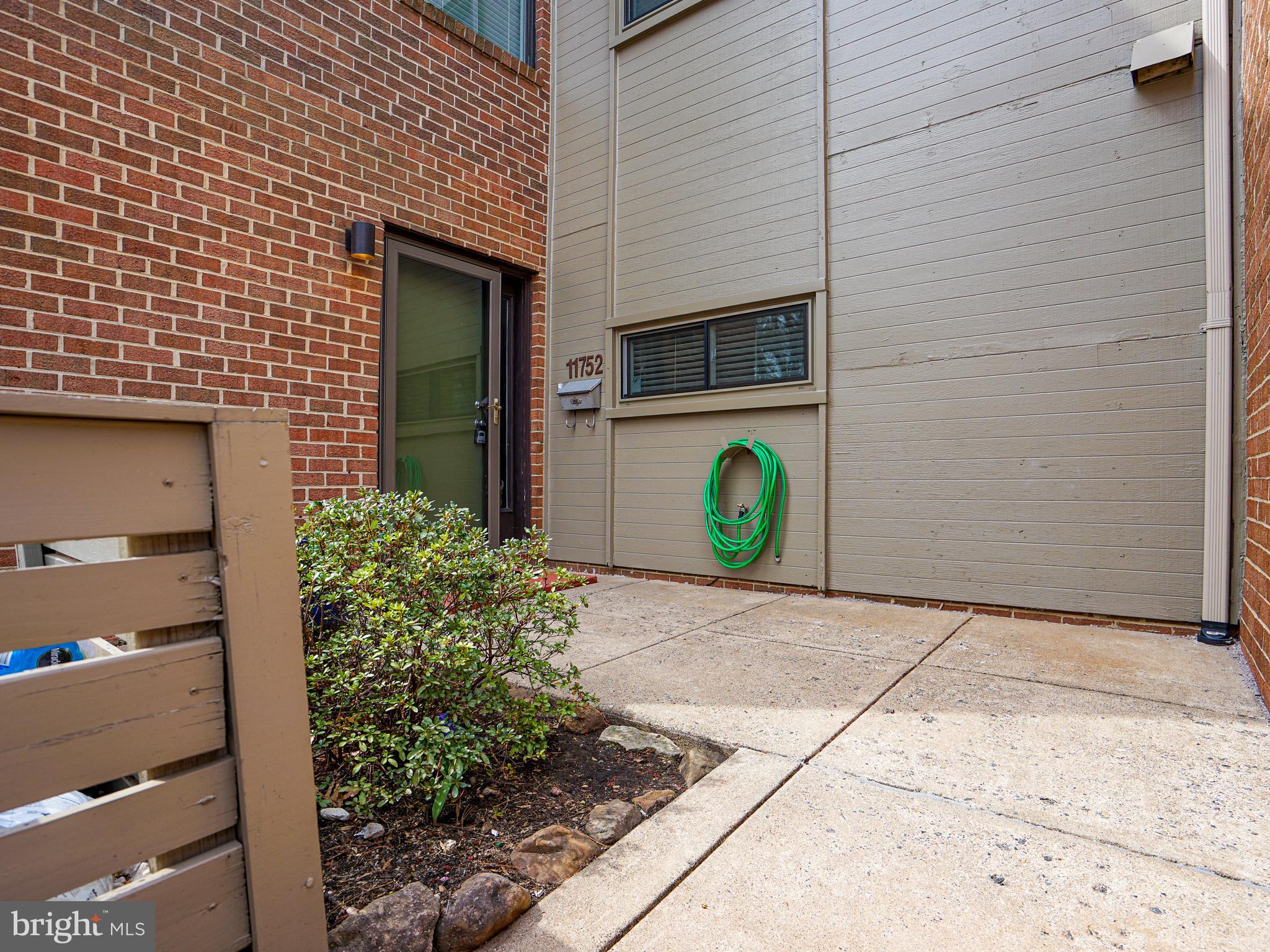 11752 Indian Ridge Road Reston, VA 20191 - Photo 6 of 47