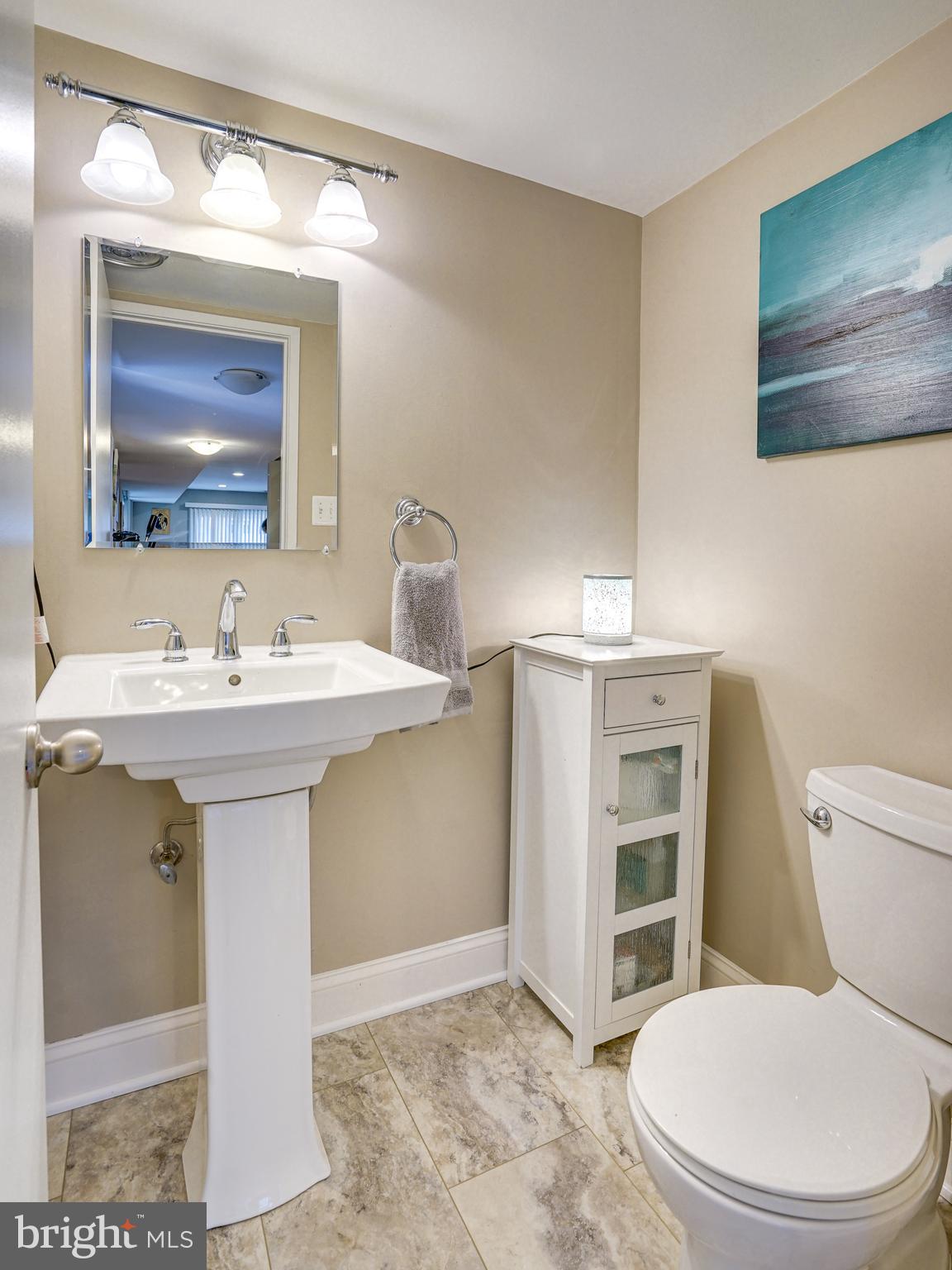 11752 Indian Ridge Road Reston, VA 20191 - Photo 8 of 47