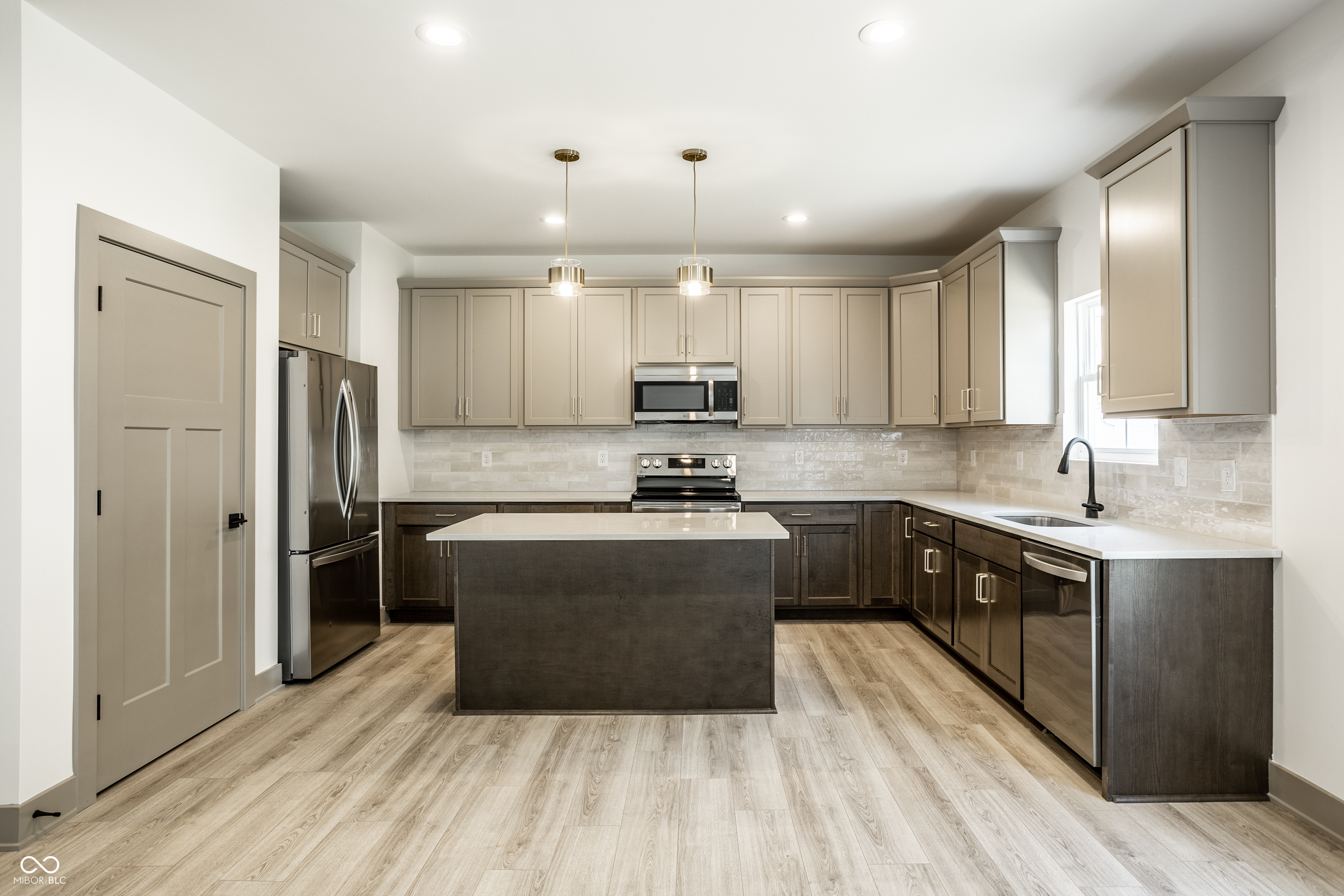 466 Gettysburg Coatesville, IN 46121 - Photo 13 of 63