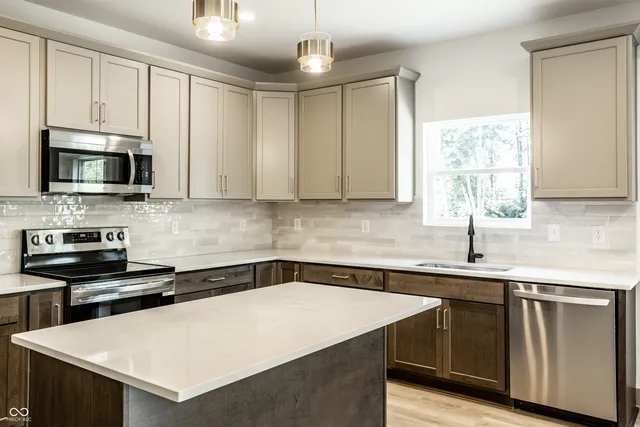 $369,900 | 466 Gettysburg, Coatesville, IN 46121