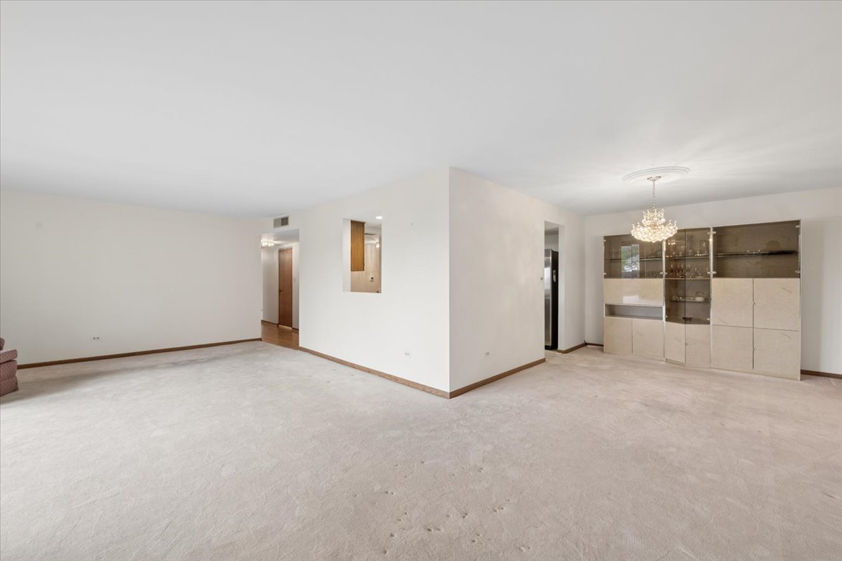 101 Summit Avenue, Unit 512 Park Ridge, IL 60068 - Photo 10 of 25