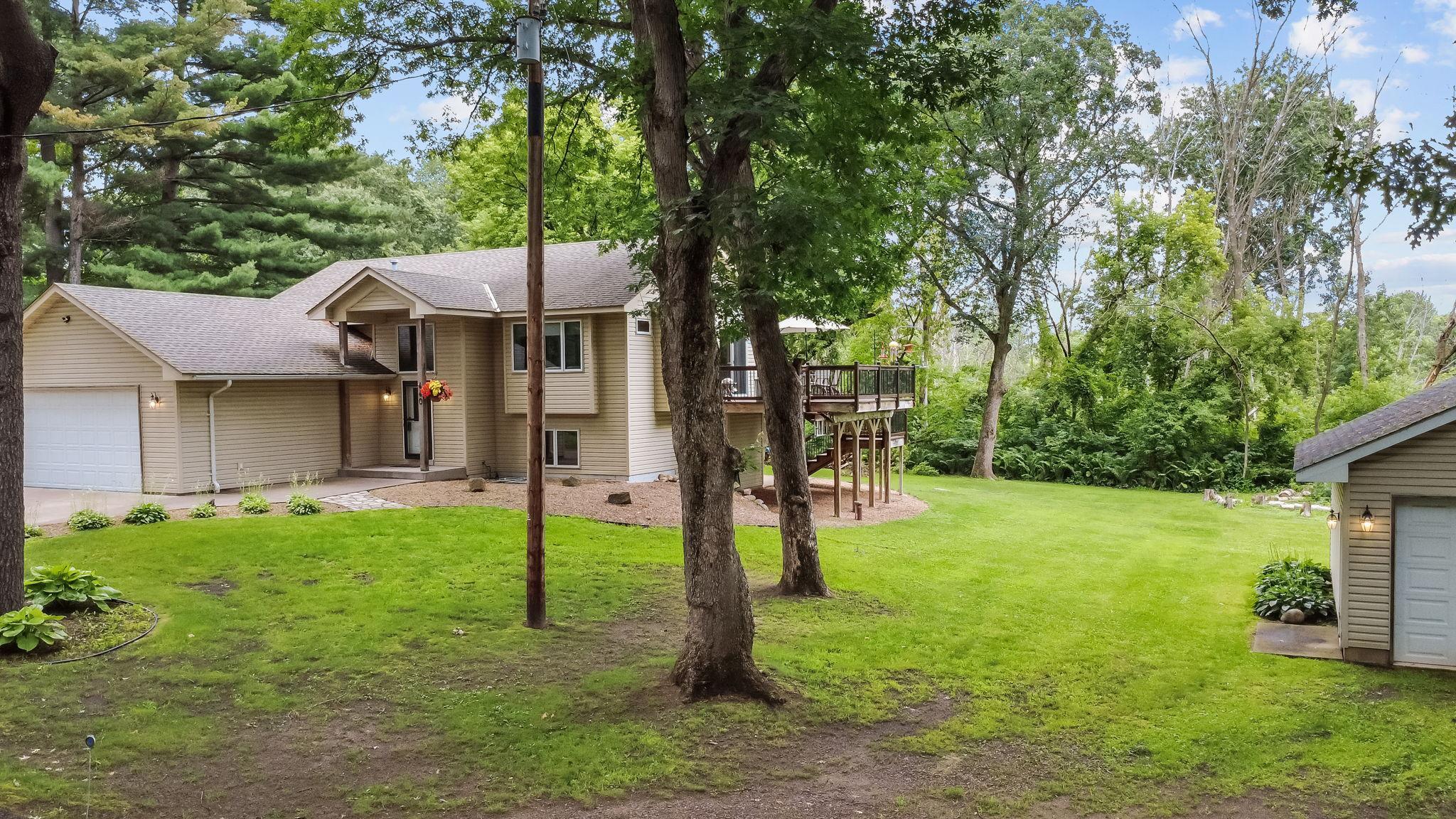 440 Grove Road Wyoming, MN 55092 - Photo 4 of 34