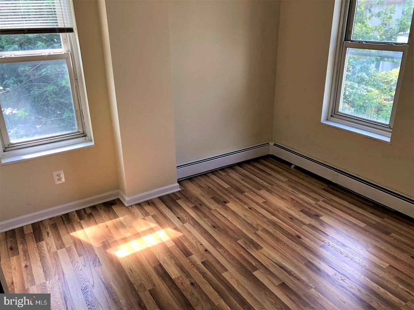 247 Green Lane Philadelphia, PA 19128 - Photo 8 of 19