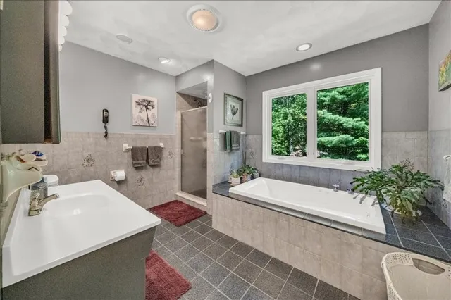 $537,000 | 182 Noyes Road, Vestal, NY 13850