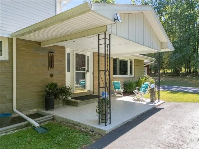 $537,000 | 182 Noyes Road, Vestal, NY 13850