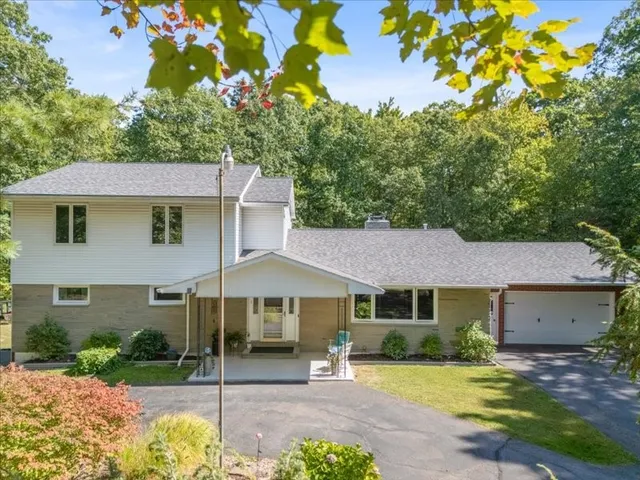 $537,000 | 182 Noyes Road, Vestal, NY 13850