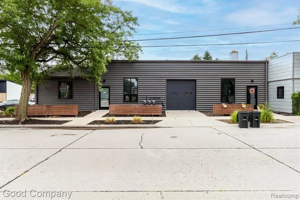 $4,000 | 1300 Batavia Avenue, Unit 1, Royal Oak, MI 48067