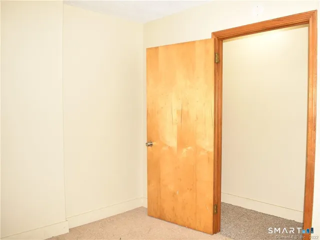 $1,400 | 105 North Washington Street, Plainville, CT 06062