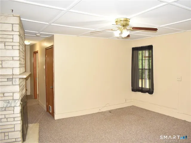 $1,400 | 105 North Washington Street, Plainville, CT 06062