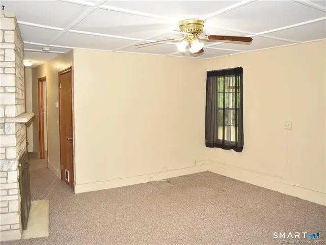 $1,400 | 105 North Washington Street, Plainville, CT 06062