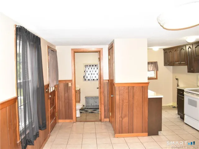 $1,400 | 105 North Washington Street, Plainville, CT 06062