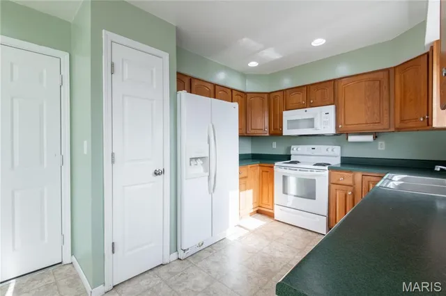 $224,900 | 913 Crestview Lane, Perryville, MO 63775