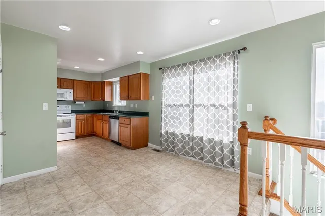 $224,900 | 913 Crestview Lane, Perryville, MO 63775