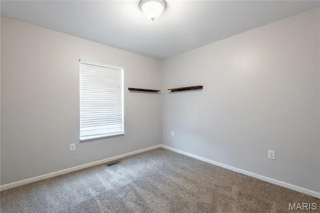 $224,900 | 913 Crestview Lane, Perryville, MO 63775