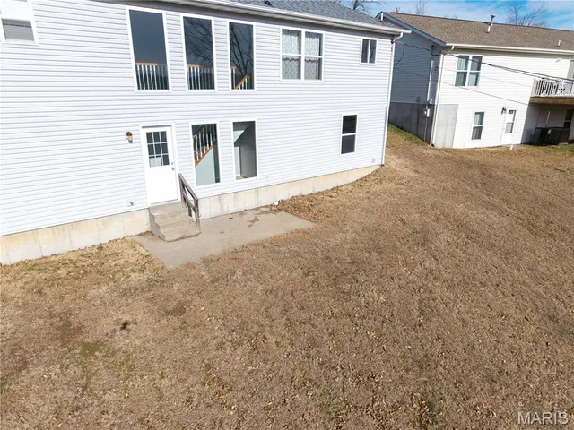 $224,900 | 913 Crestview Lane, Perryville, MO 63775